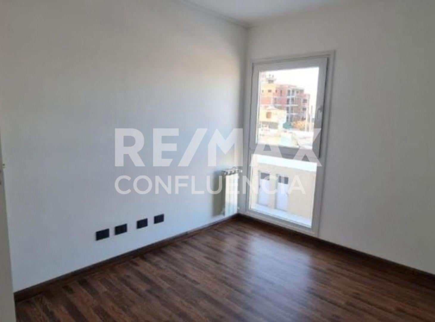Foto de VENTA DEPARTAMENTO PLENO CENTRO DE VIEDMA, imagen 5