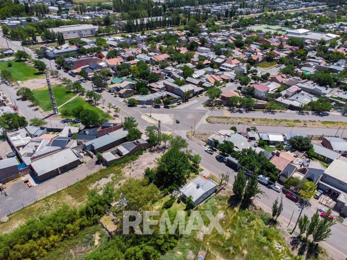 Foto de VENTA TERRENO DE 2.280 MTS EN CIPOLLETTI, imagen 3