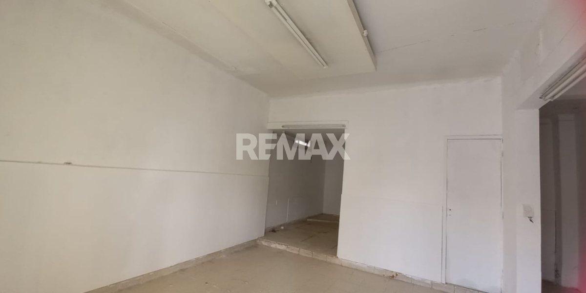 Foto de VENTA DE DOS LOCALES CON CASA, imagen 1