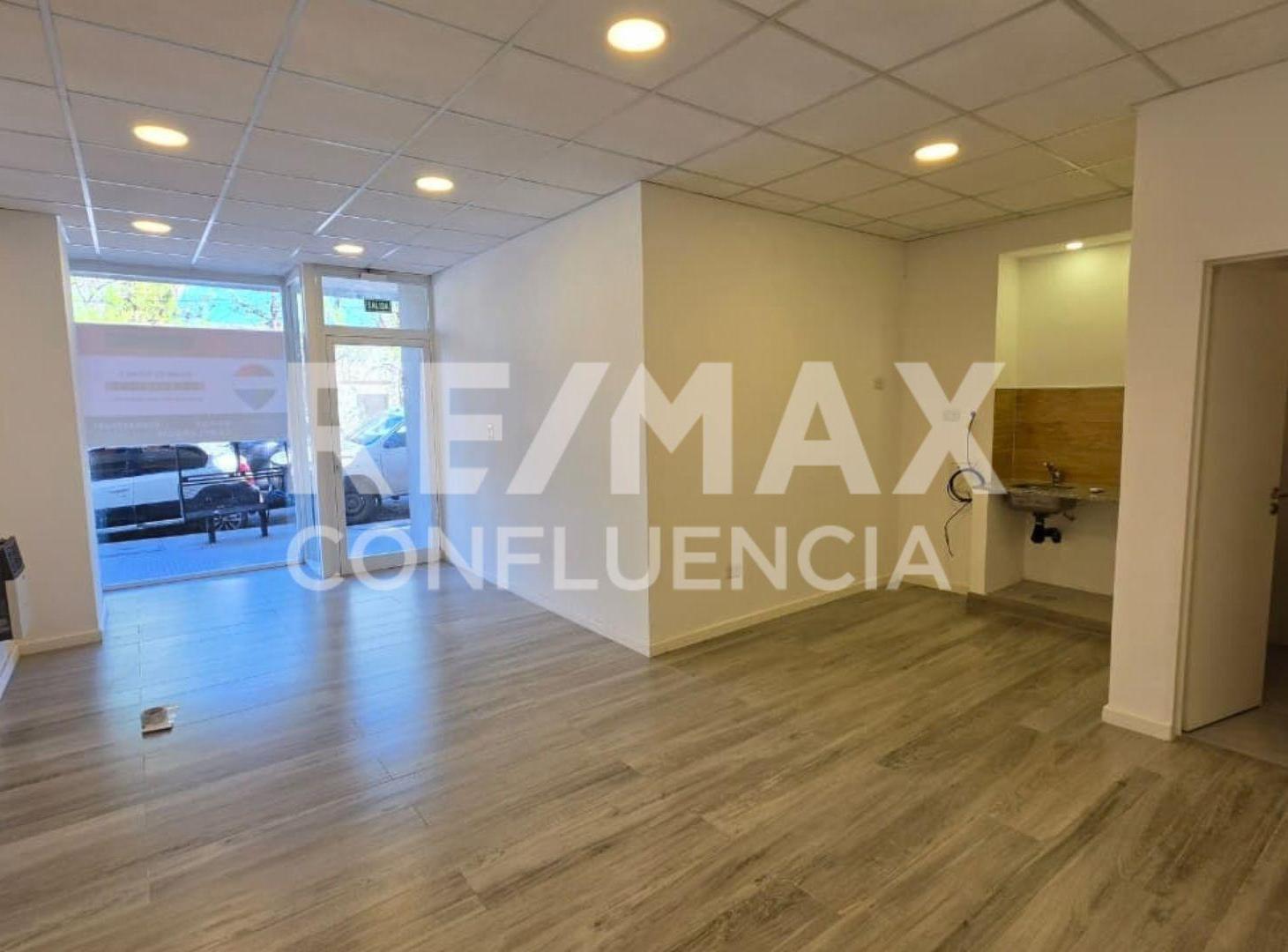 Foto de ALQUILER LOCAL COMERCIAL CIPOLLETTI, imagen 1