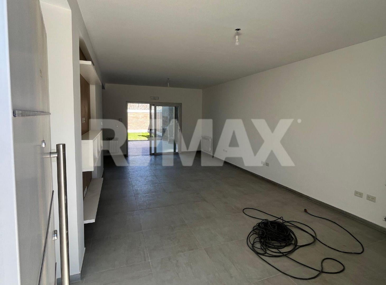 Foto de VENTA DUPLEX CIPOLLETTI, imagen 3