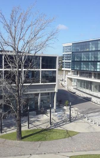 Lemos Negocios Inmobiliarios -   LOCAL 5 - 46 Plaza - Agora III 3