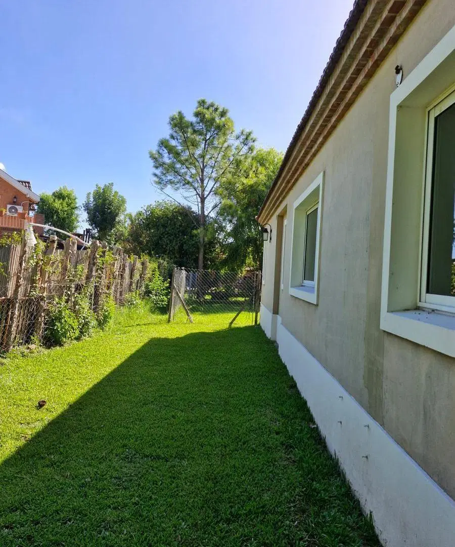 LNI 879 - Barrio Privado Bermudas - Casa en Venta - En planta baja 1