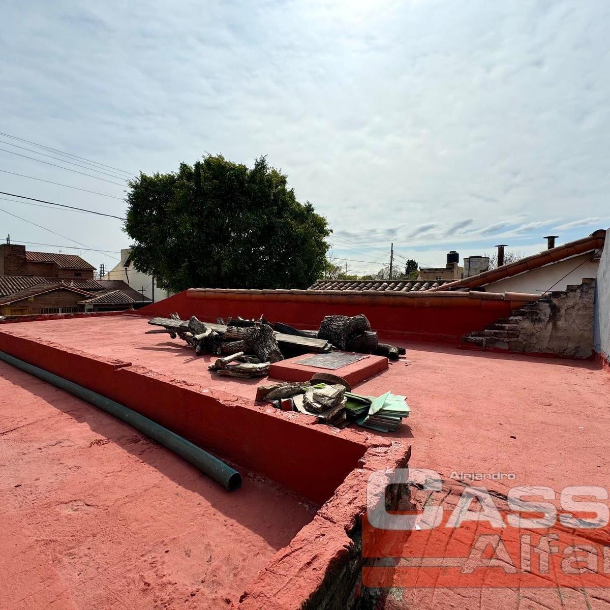 Casa Desarrollada en Una Planta con 3 Dormit, Patio y Garage 3