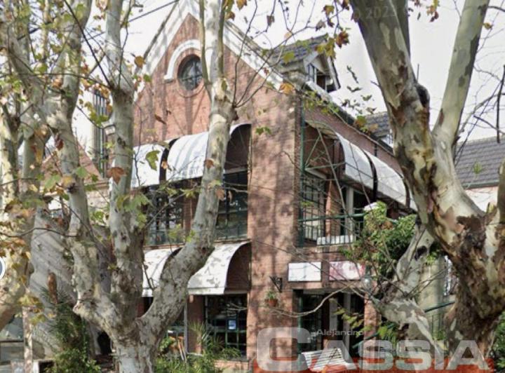 LOCAL COMERCIAL/PROFESIONAL EN PRIMER PISO EN GALERIA DEL PASEO ALVEAR CHICO 18m2 4