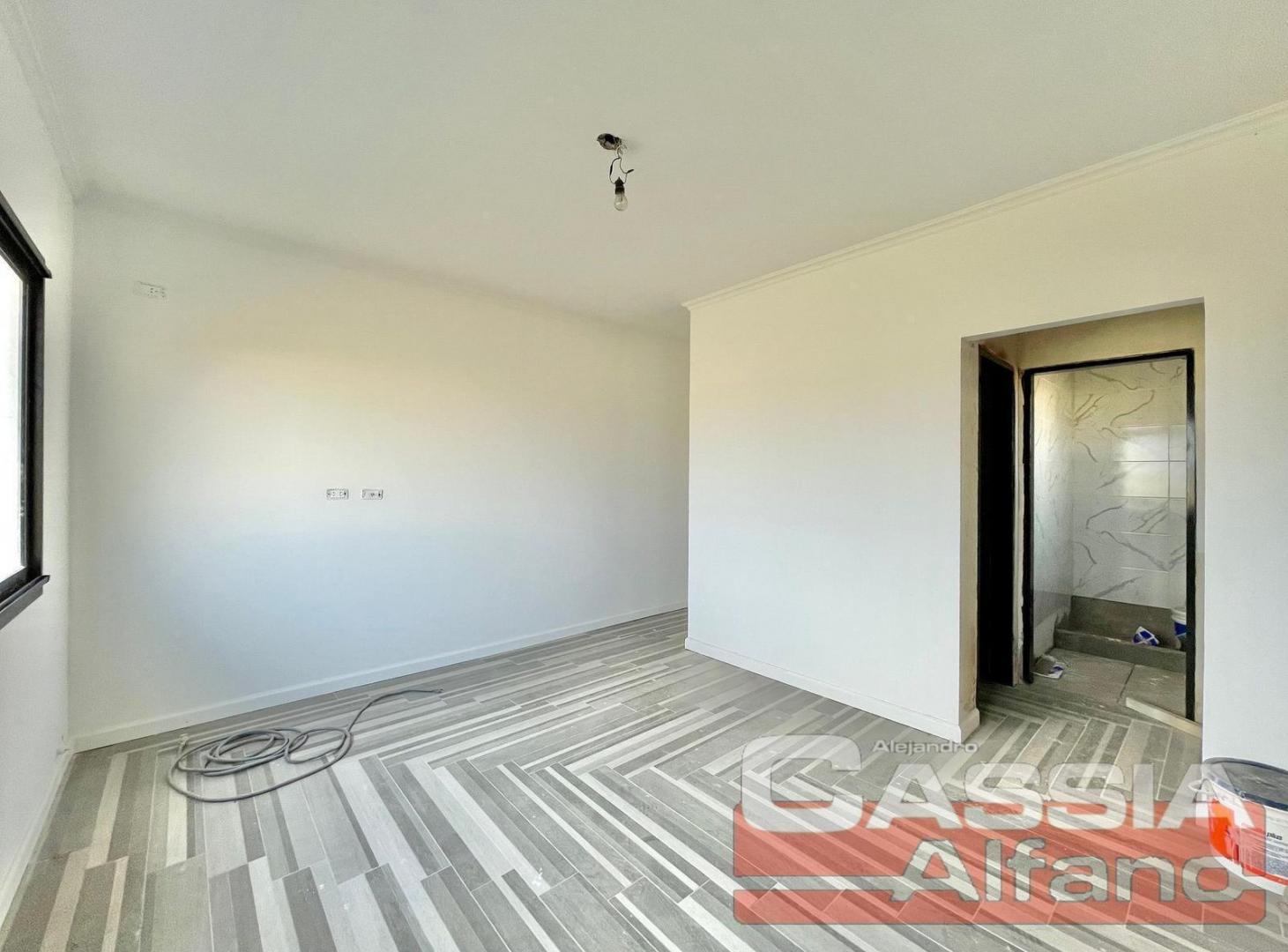 Foto de CASA 4 AMBIENTES A ESTRENAR, IMPECABLE ESTADO EN BARRIO CERRADO, imagen 4