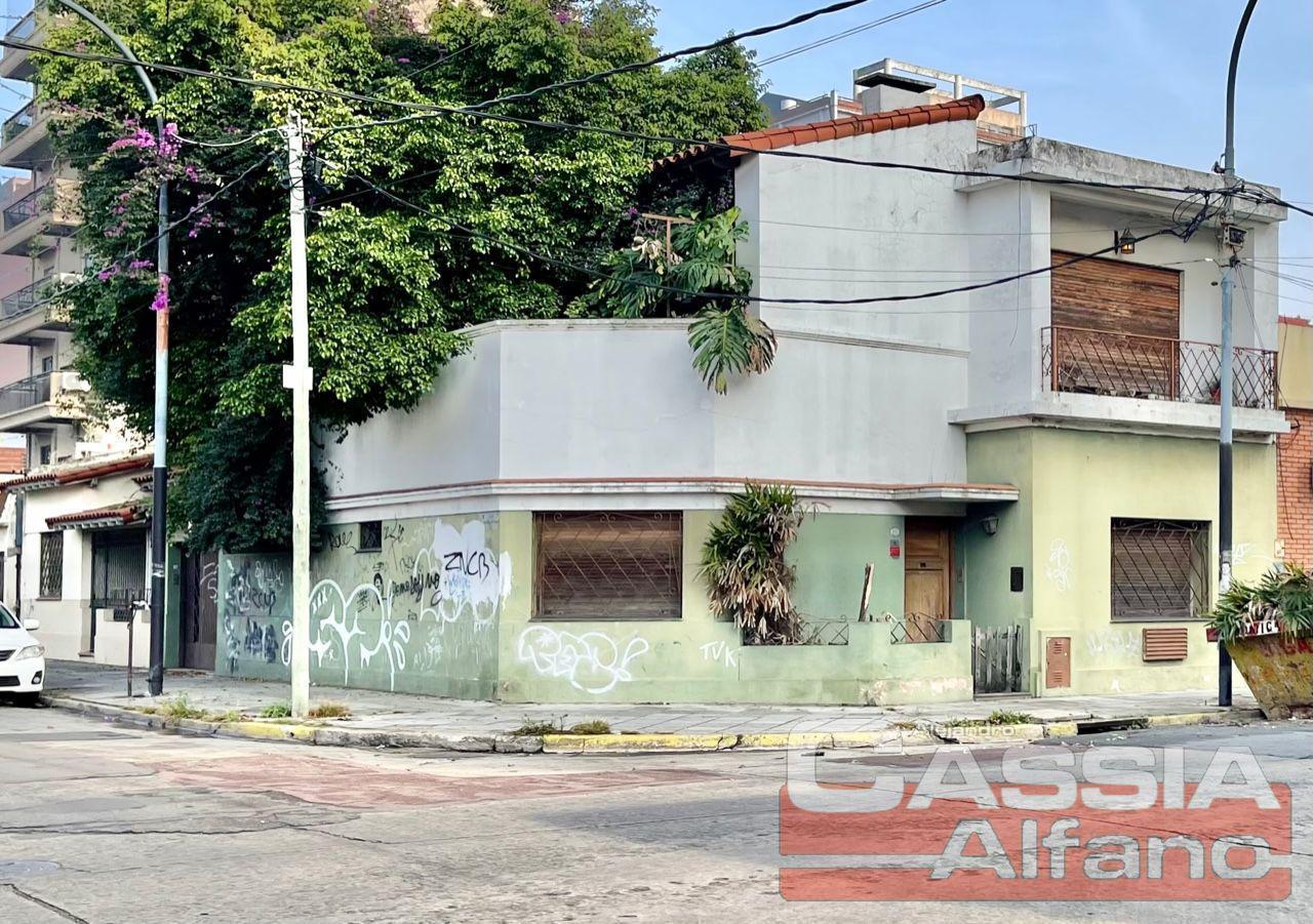 CASA IDEAL DOS FAMILIAS Y/O EMPRENDIMIENTO, SOBRE LOTE DE 230 M2 ZONIF: S1R1, FOT 2,5