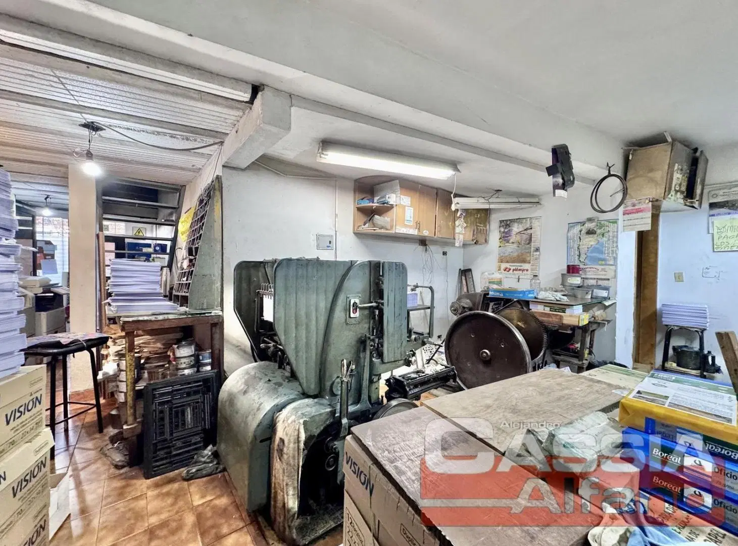 EDIFICIO COMERCIAL, LOCAL CON VIVIENDA, DEPOSITO ALTA EXPOSICION 5