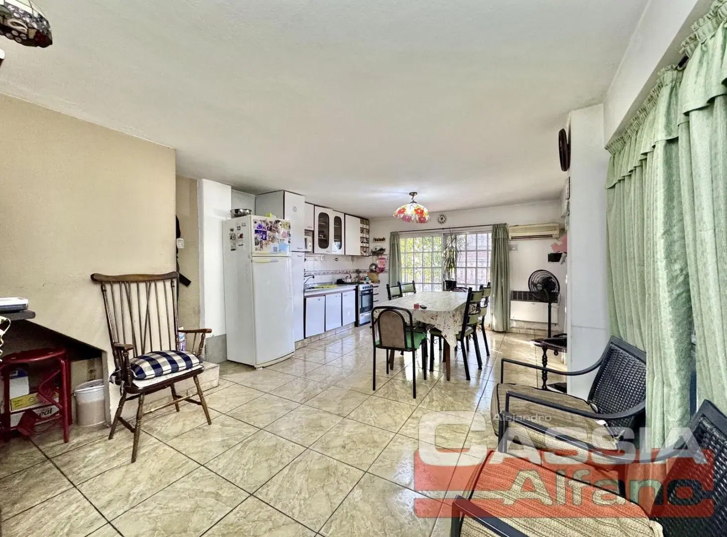 LOCAL COMERCIAL CON VIVIENDA ALTA EXPOSICION, PRESTACION Y OPORTUNIDAD 3