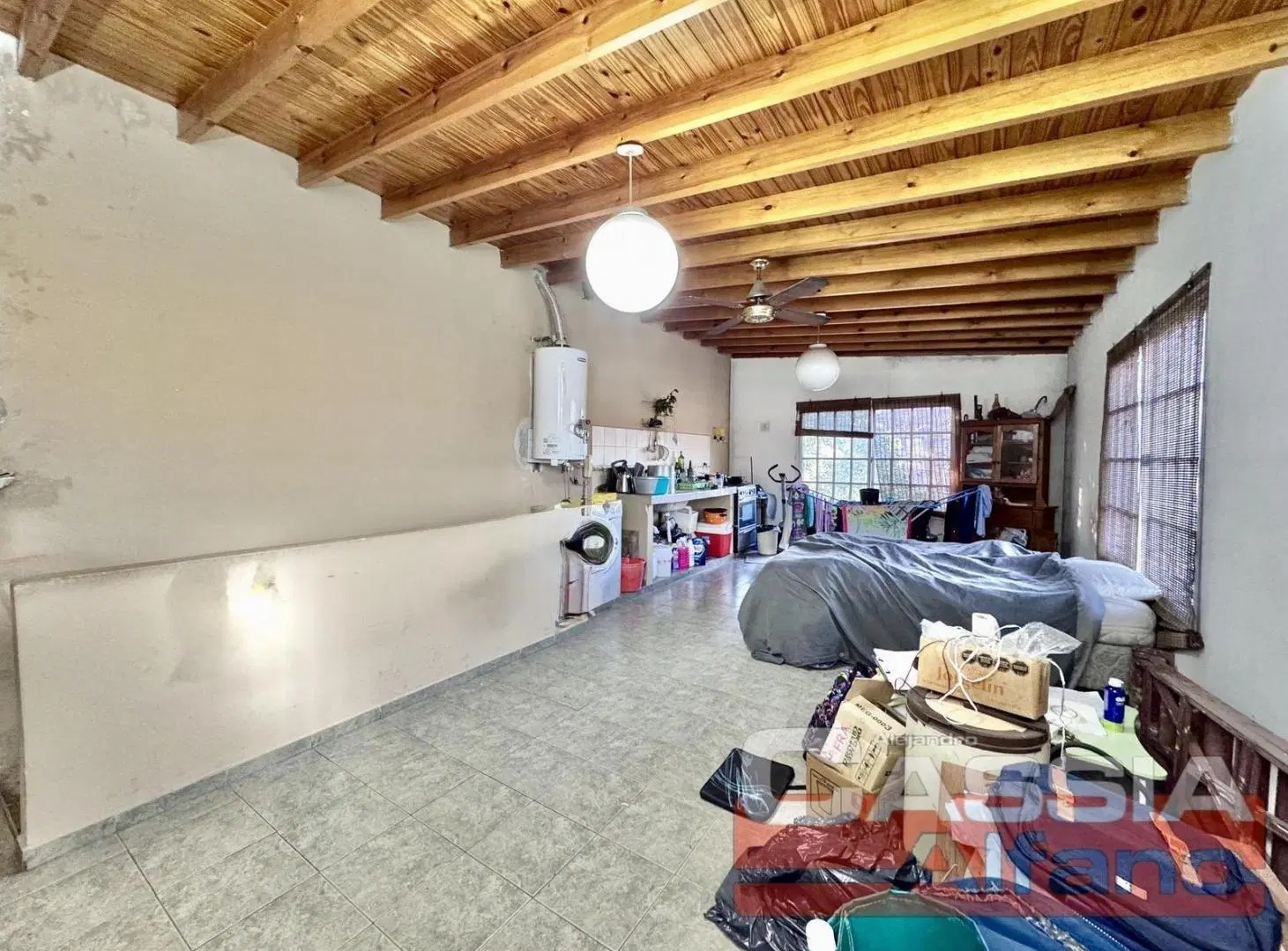 LOCAL COMERCIAL CON VIVIENDA ALTA EXPOSICION, PRESTACION Y OPORTUNIDAD 4
