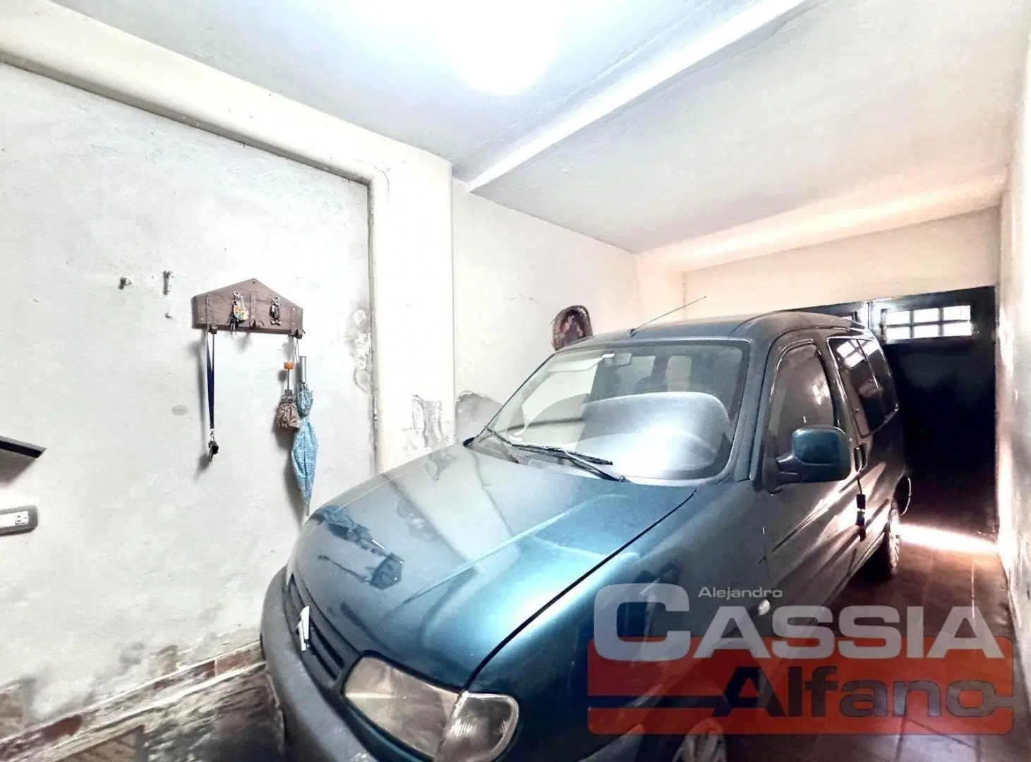 LOCAL COMERCIAL CON VIVIENDA ALTA EXPOSICION, PRESTACION Y OPORTUNIDAD 2