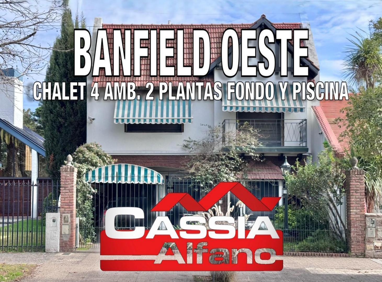 Foto de CHALET INGLES 4 AMBIENTES CON COCHERA, FONDO LIBRE, QUINCHO Y PISCINA, imagen 1