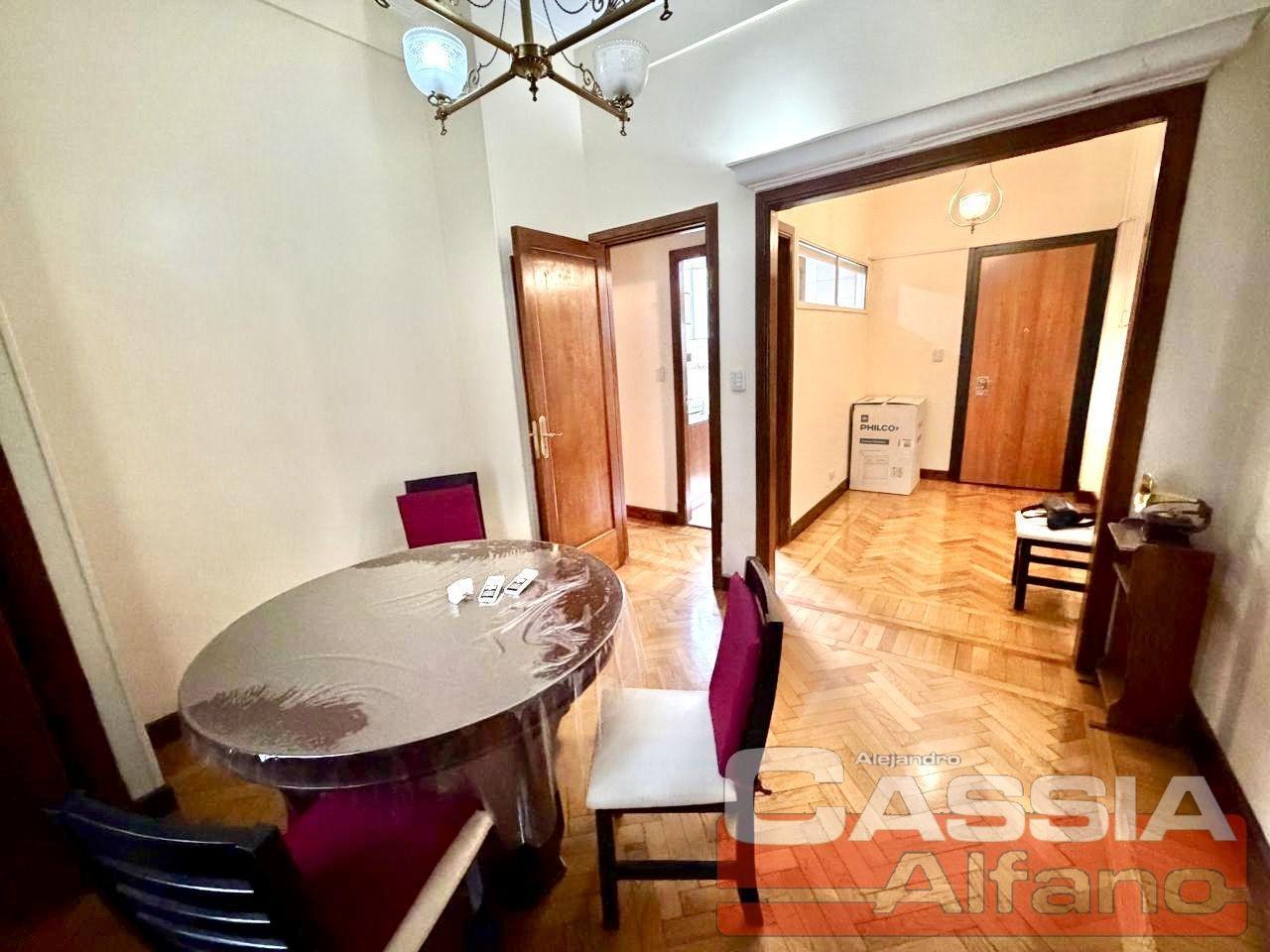 Foto de DEPARTAMENTO DOS AMBIENTES, UN DORMITORIO, BAÑO Y COCINA SEPARADA, imagen 4