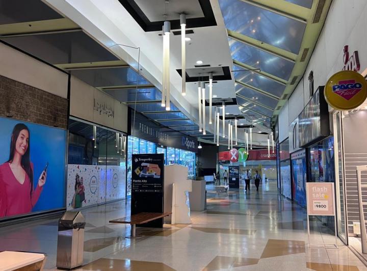 Local comercial en Shopping Temperley 2