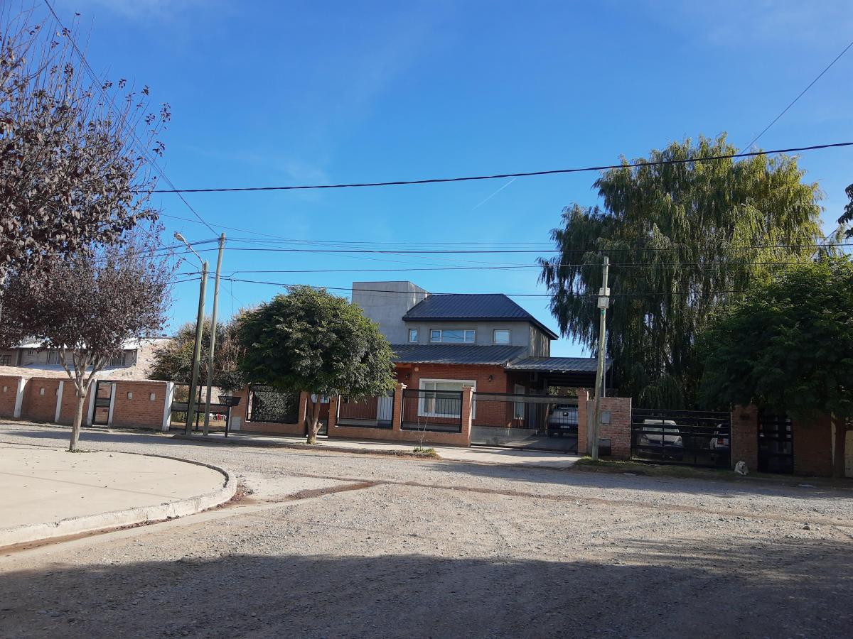 Plottier Vendo Excelente Terreno 5