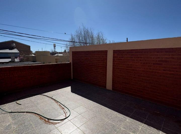 ALQUILO DUPLEX 1 DORMITORIO CENTENARIO 2