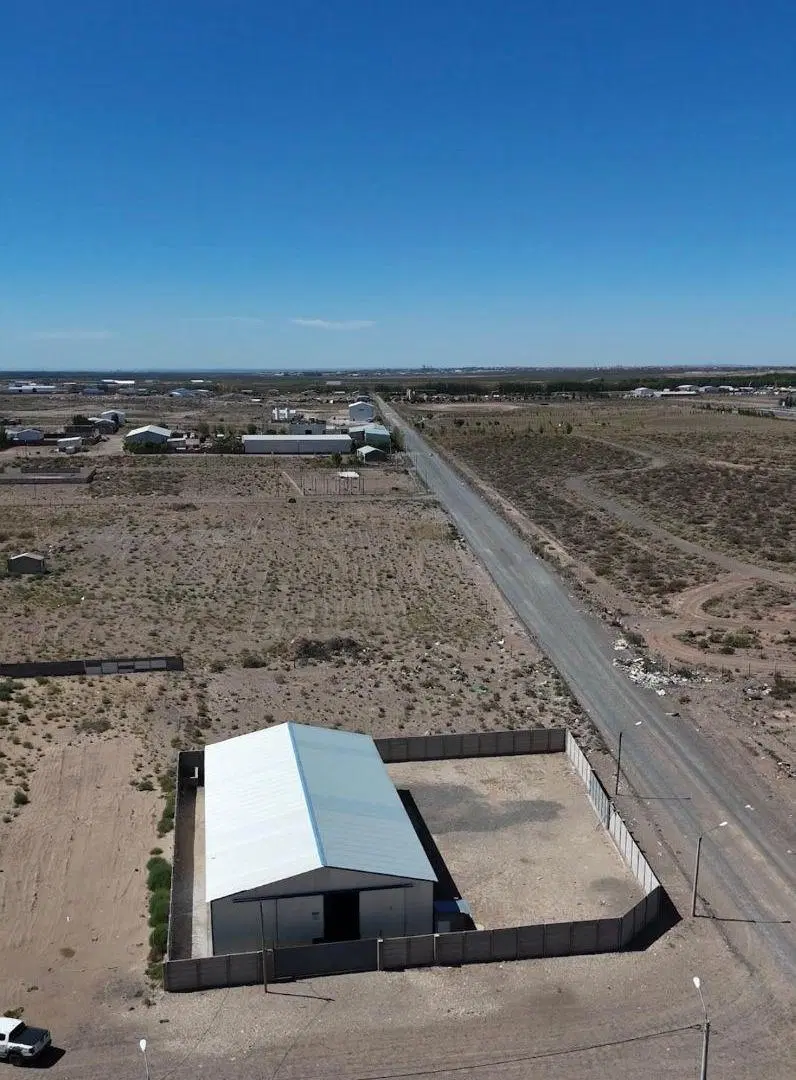 GALPÓN PARQUE INDUSTRIAL CENTENARIO A ESTRENAR 1