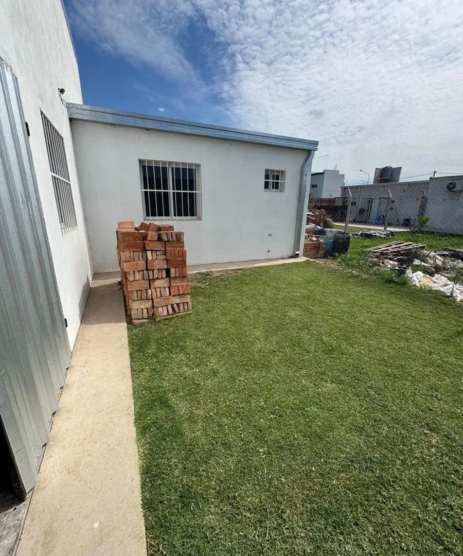 VENTA GALPON EN HUMBOLDT 4