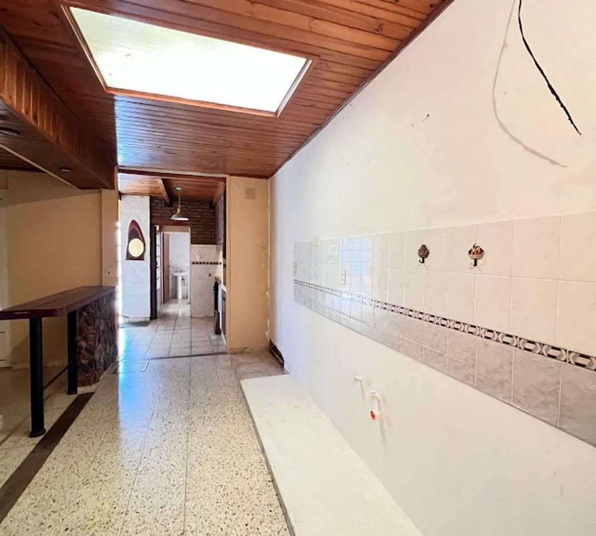 EN VENTA CASA BARRIO SUR - CON QUINCHO Y PILETA 5