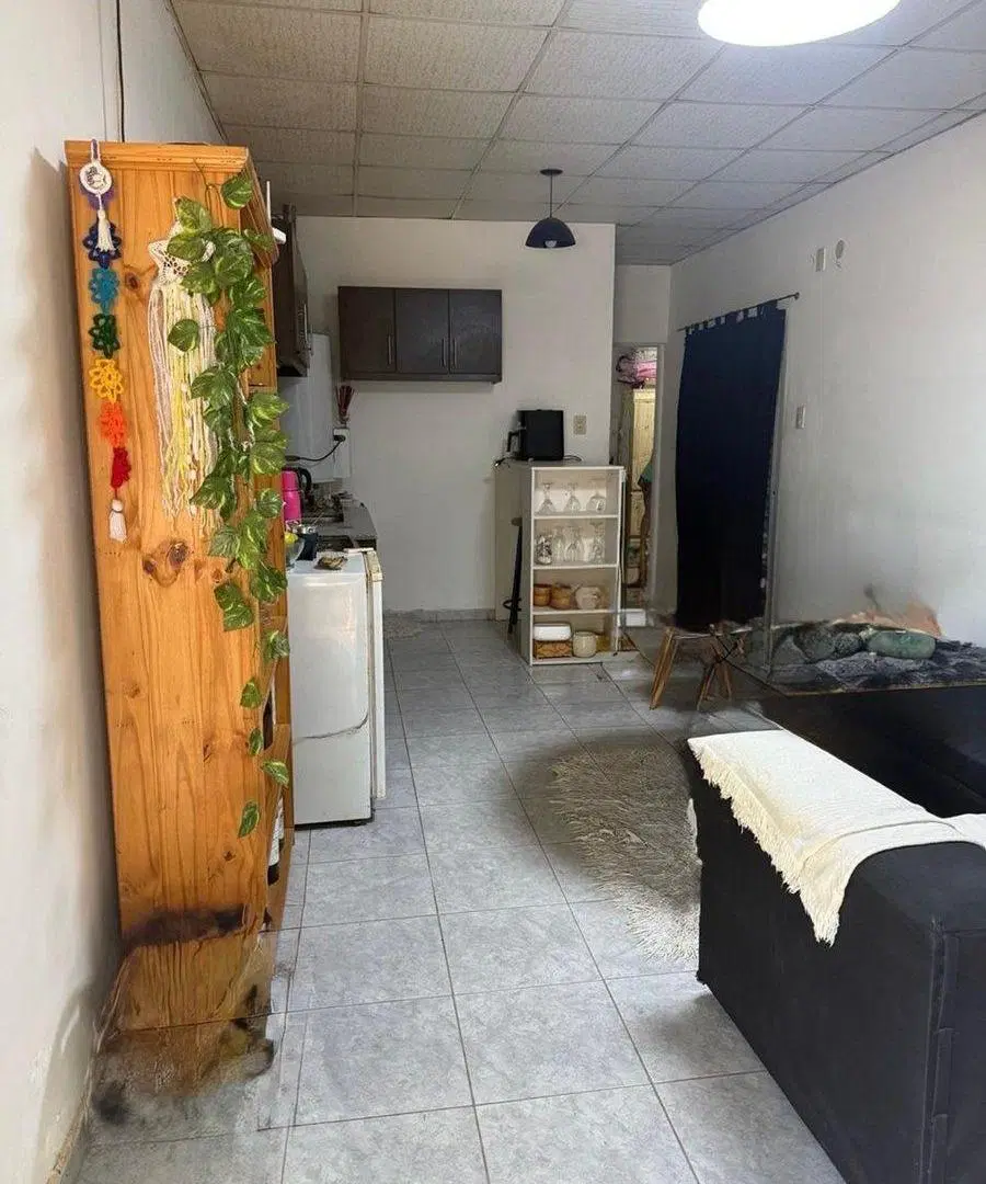 Venta departamento un dormitorio con patio cochera 4