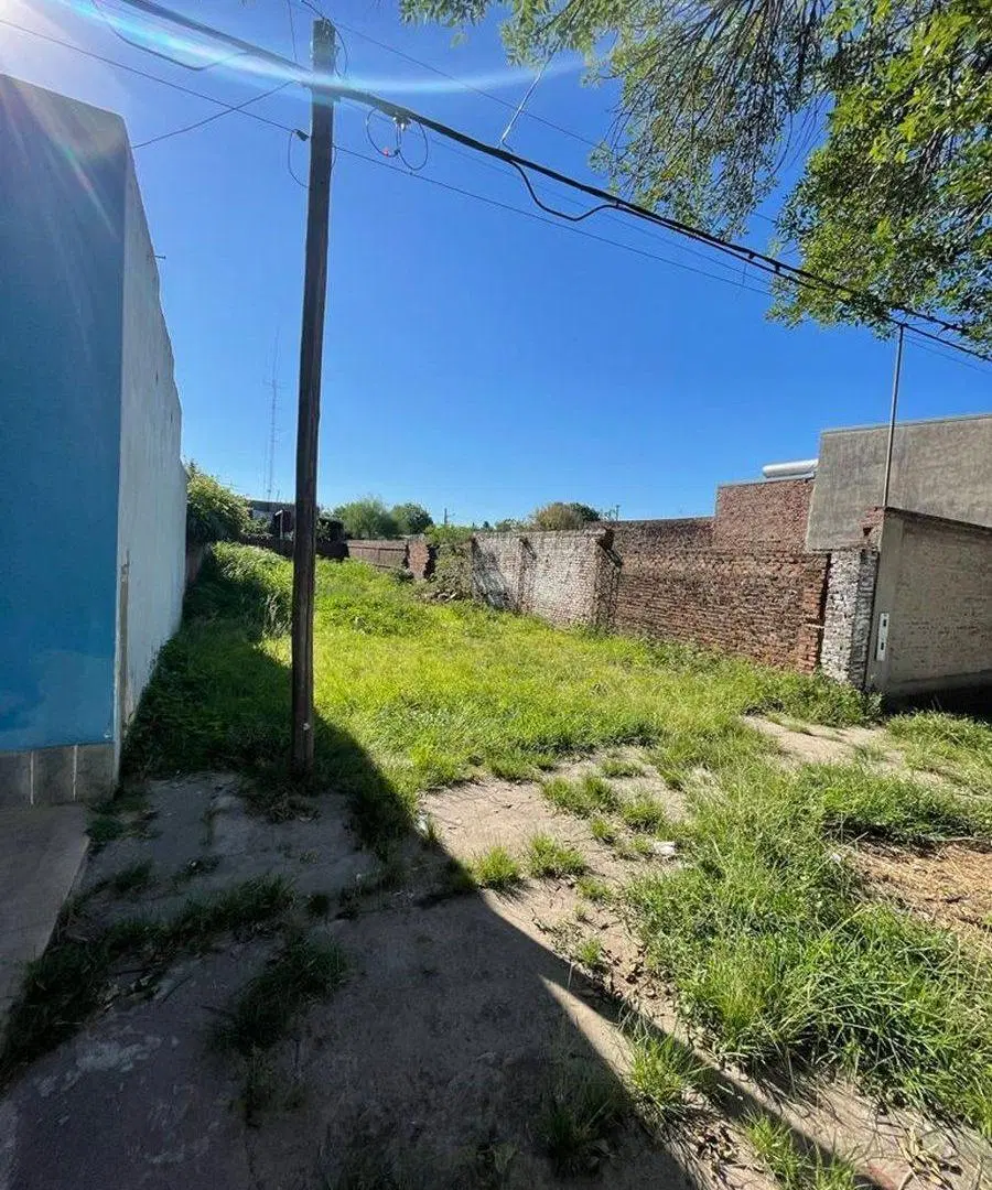VENTA DE LOTE EN BARRIO OESTE 5