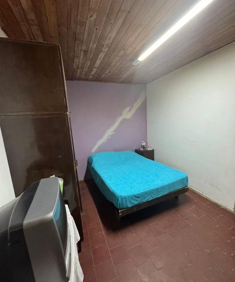 VENTA CASA TRES DORMITORIOS - BARRIO CENTRO 4