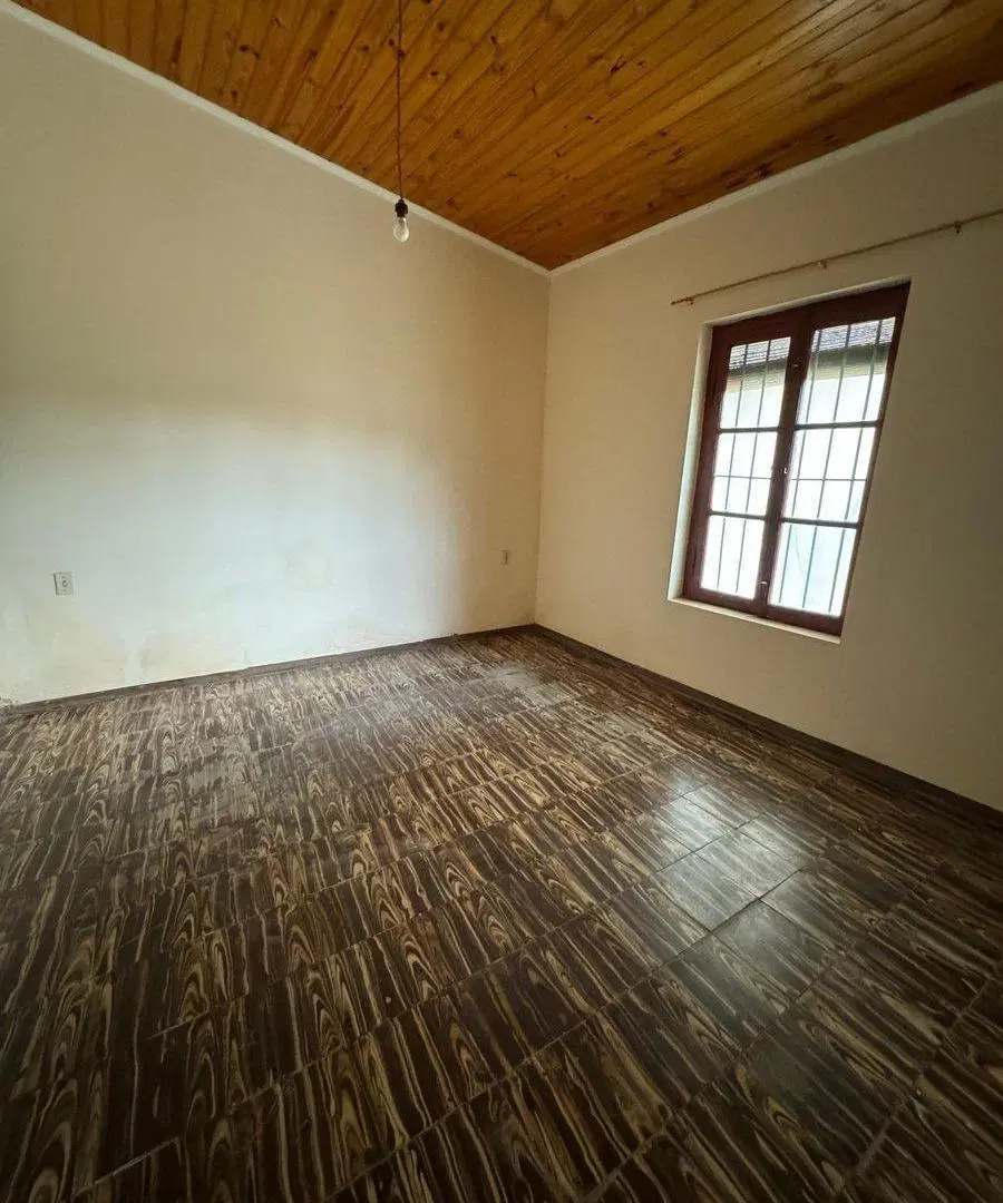 VENTA DE CASA FRENTE A PLAZA PRINCIPAL - TORINO 2