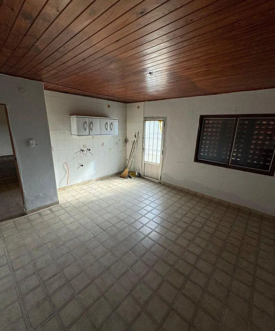 VENTA DE CASA FRENTE A PLAZA PRINCIPAL - TORINO 4