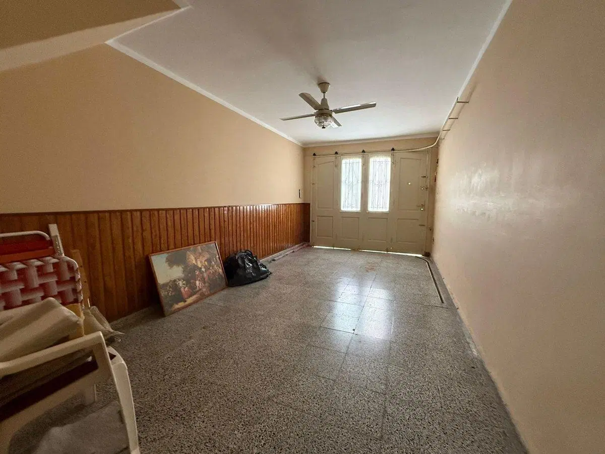 VENTA CASA TRES DORM A 300 MTS PLAZA SAN MARTIN 2