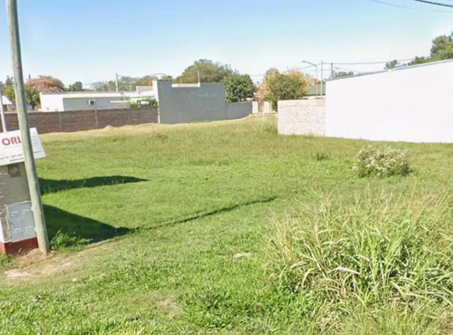 VENTA Terreno de amplias dimensiones Barrio norte 2