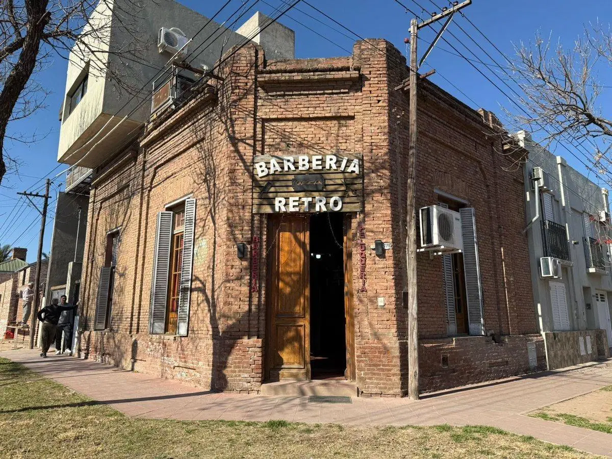 VENTA DE DEPARTAMENTO CON DOBLE BALCON 1 DORMITORI 5