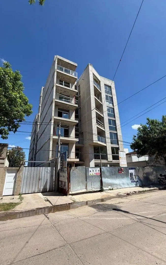 VENTA DPTO UN DORMITORIO CON COCHERA EDIFICO RIO2 2