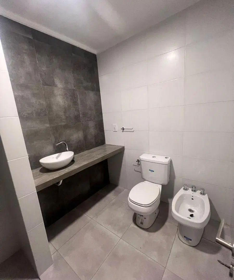 Venta Depto 1 dormitorio a estrenar  Zona Facultad 5