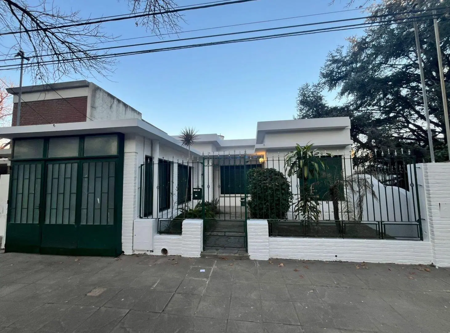 VENTA CASA CENTRICA EN EXCELENTES CONDICIONES 2