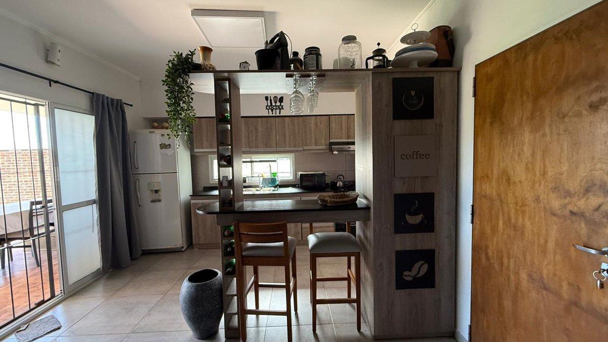 VENTA CASA TRES DORMITORIOS Bº NORTE