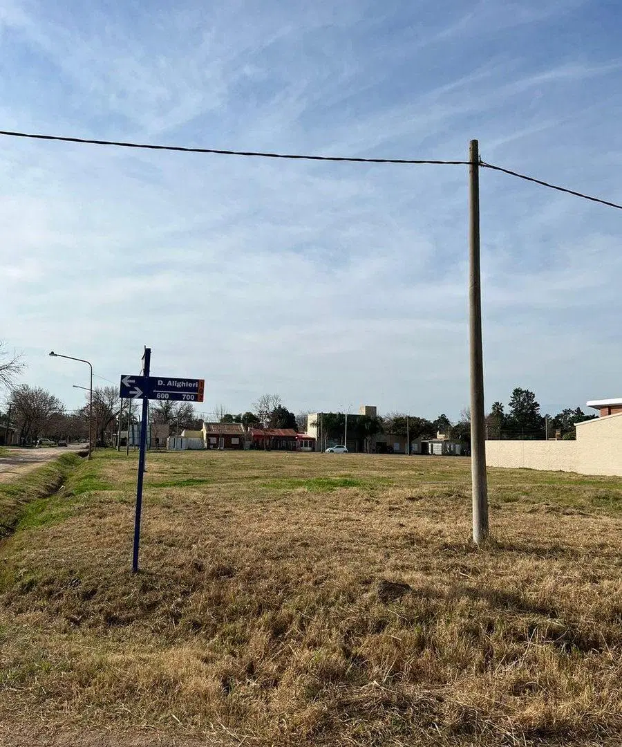 VENTA TERRENO RESIDENCIAL SOLARES DEL ESTE 4