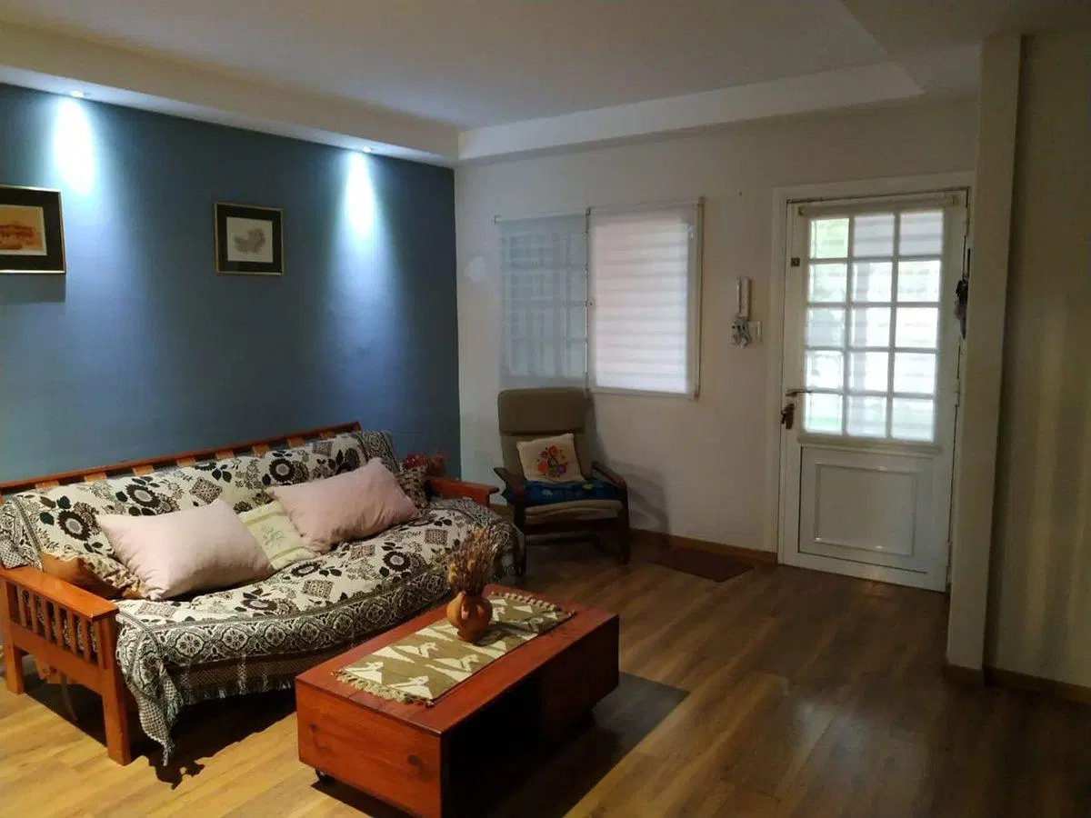 VENTA DE CASA CON 3 DORMITORIOS, PILETA Y QUINCHO 2