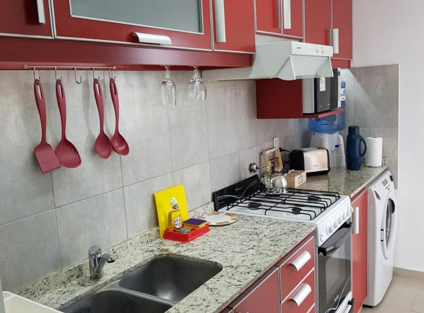 Foto de VENTA DEPARTAMENTO CENTRICO - FRENTE, imagen 1