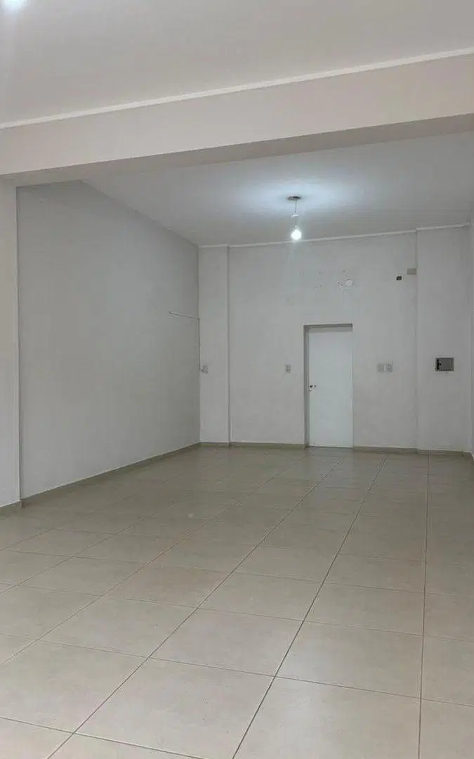 Venta Local comercial en pleno centro de Esperanza 3
