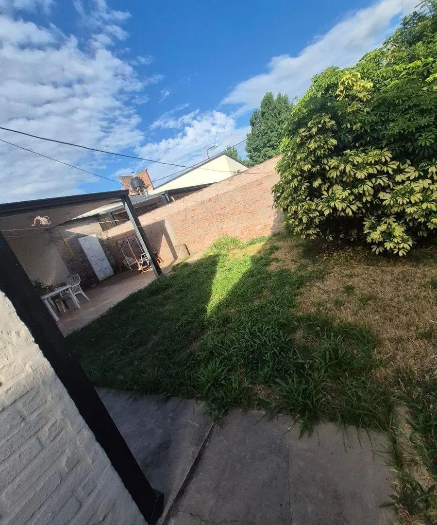 VENTA CASA ZONA ESTE BARRIO RESIDENCIAL 3