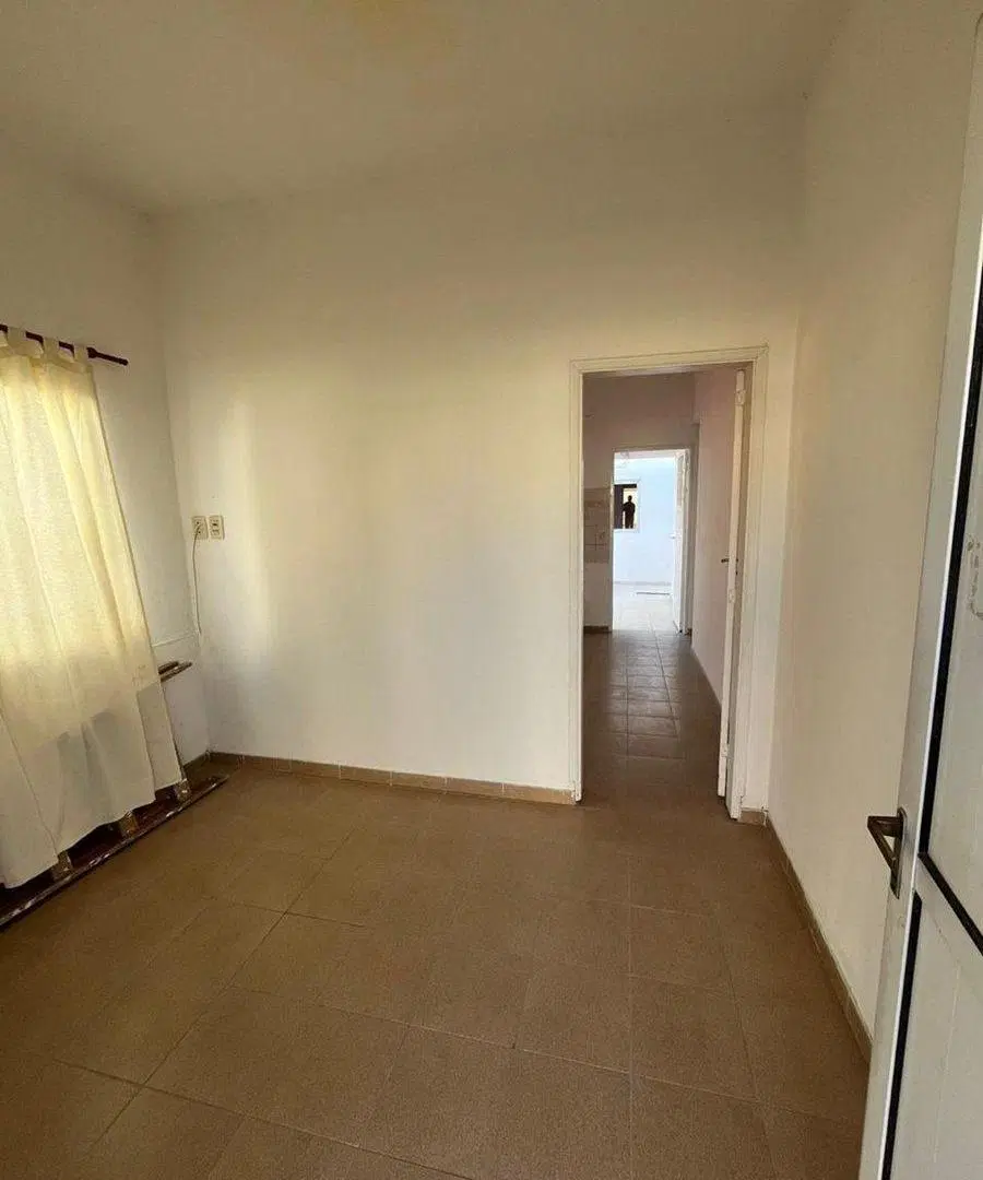 VENTA CASA 2 DORMITORIOS ZONA CENTRO 4
