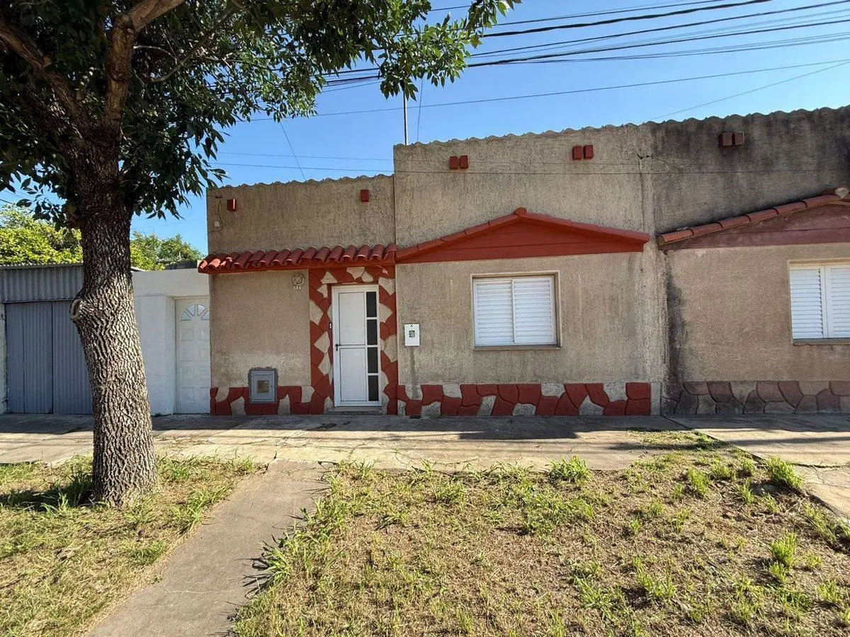 VENTA CASA 2 DORMITORIOS ZONA CENTRO 2