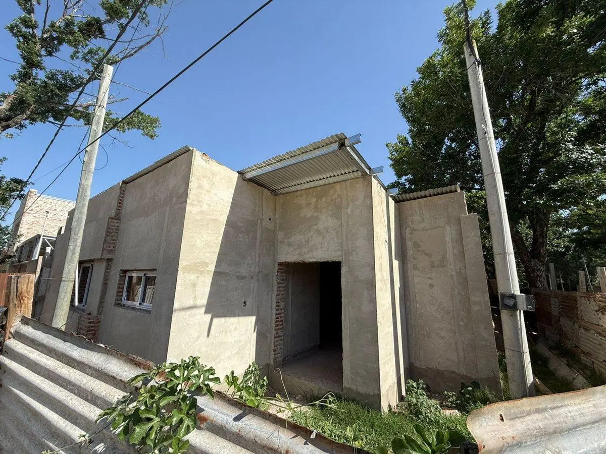 VENTA CASA LLAVE EN MANO 2 DORMIT BARRIO UNIDOS 3