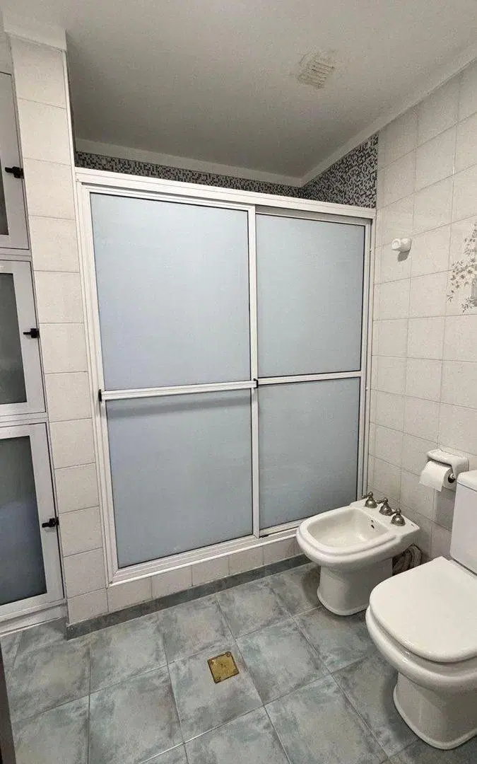 VENTA CASA C/ PILETA - Zona Parque.- 3