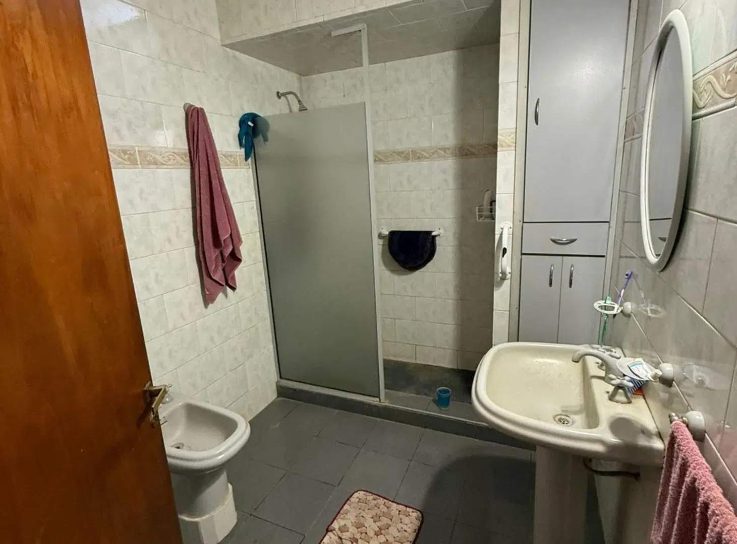 VENTA CASA BARRIO ESTE 4