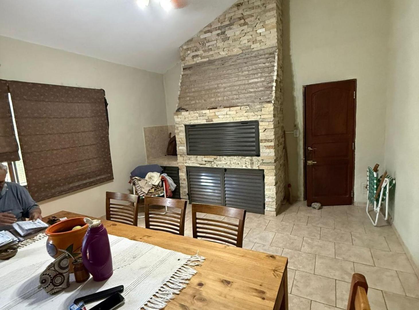 VENTA CASA BARRIO ESTE