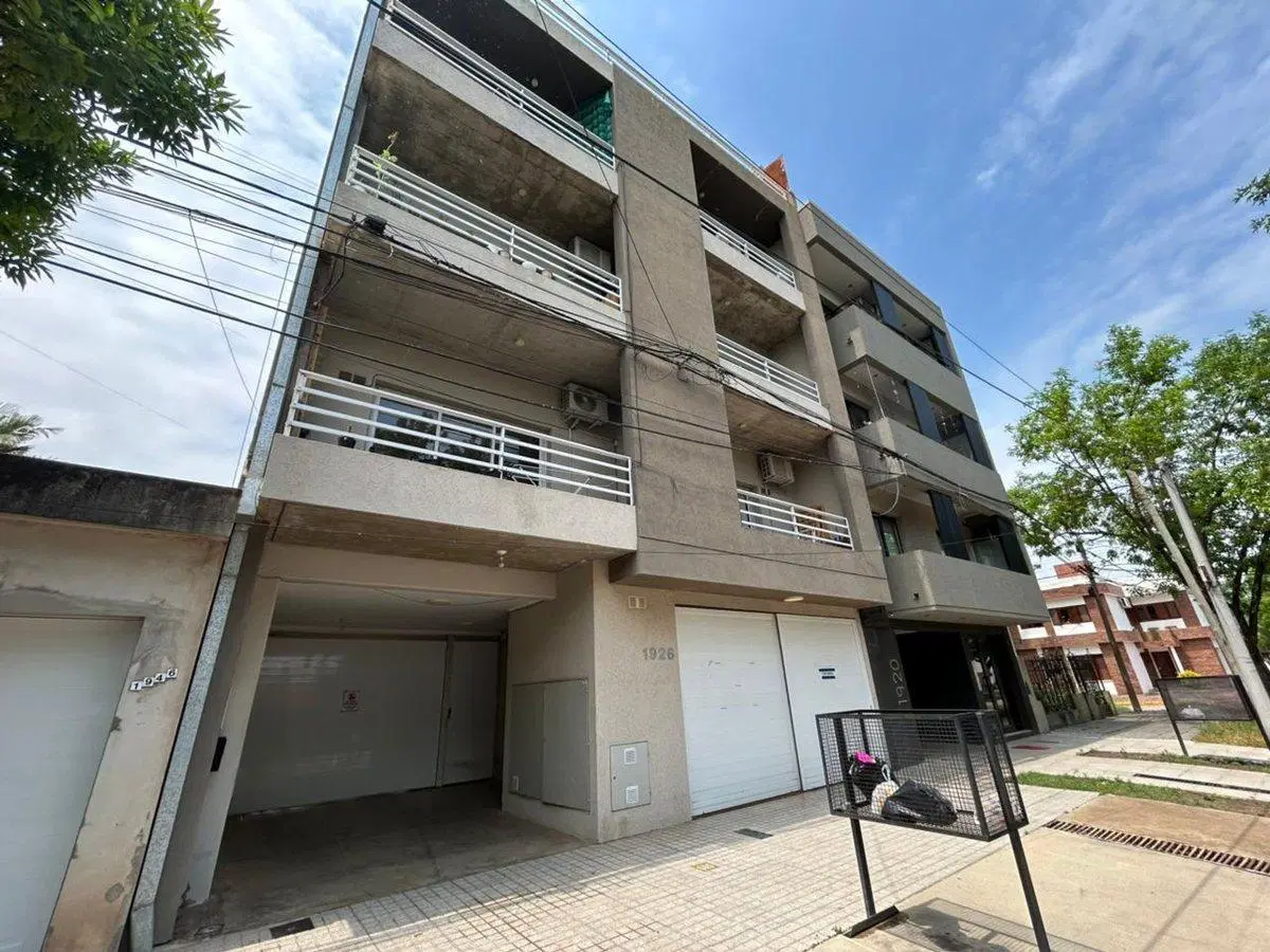 VENTA DPTO 2 DORMITORIOS CON COCHERA EN EL CENTRO 3