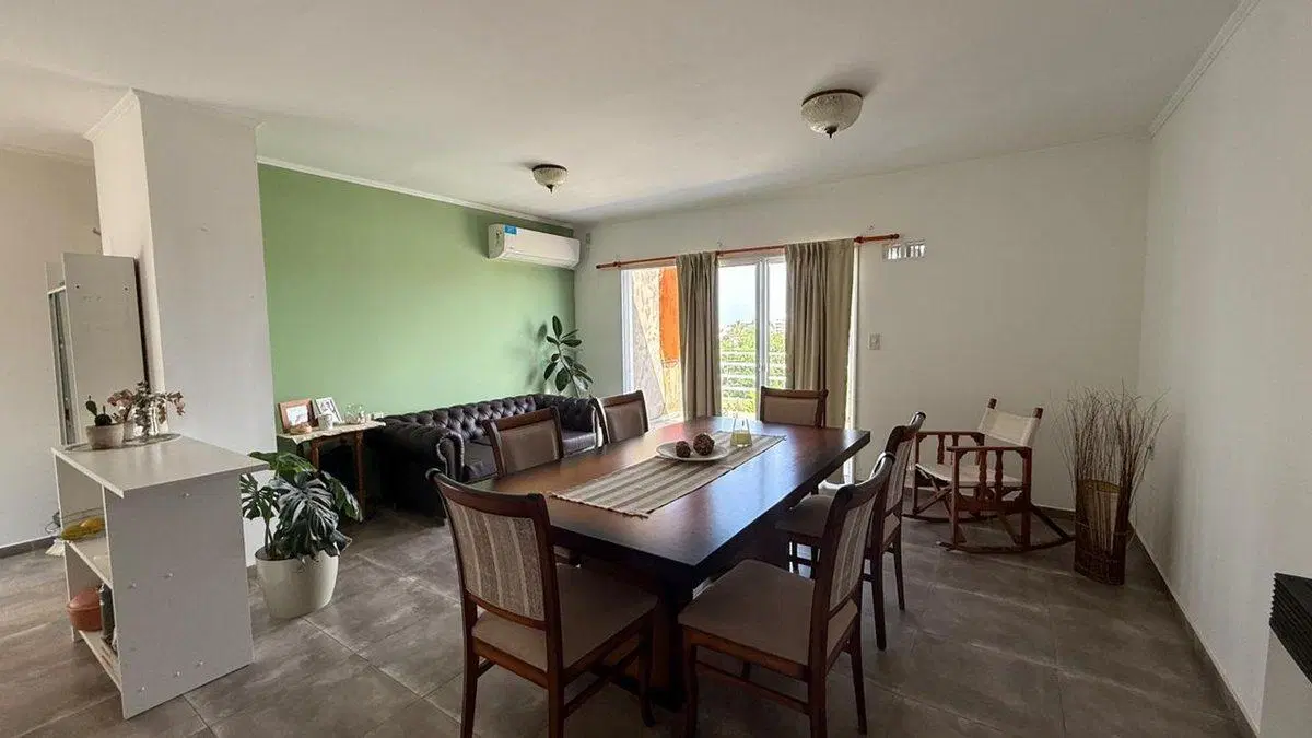 VENTA DPTO 2 DORMITORIOS CON COCHERA EN EL CENTRO 4