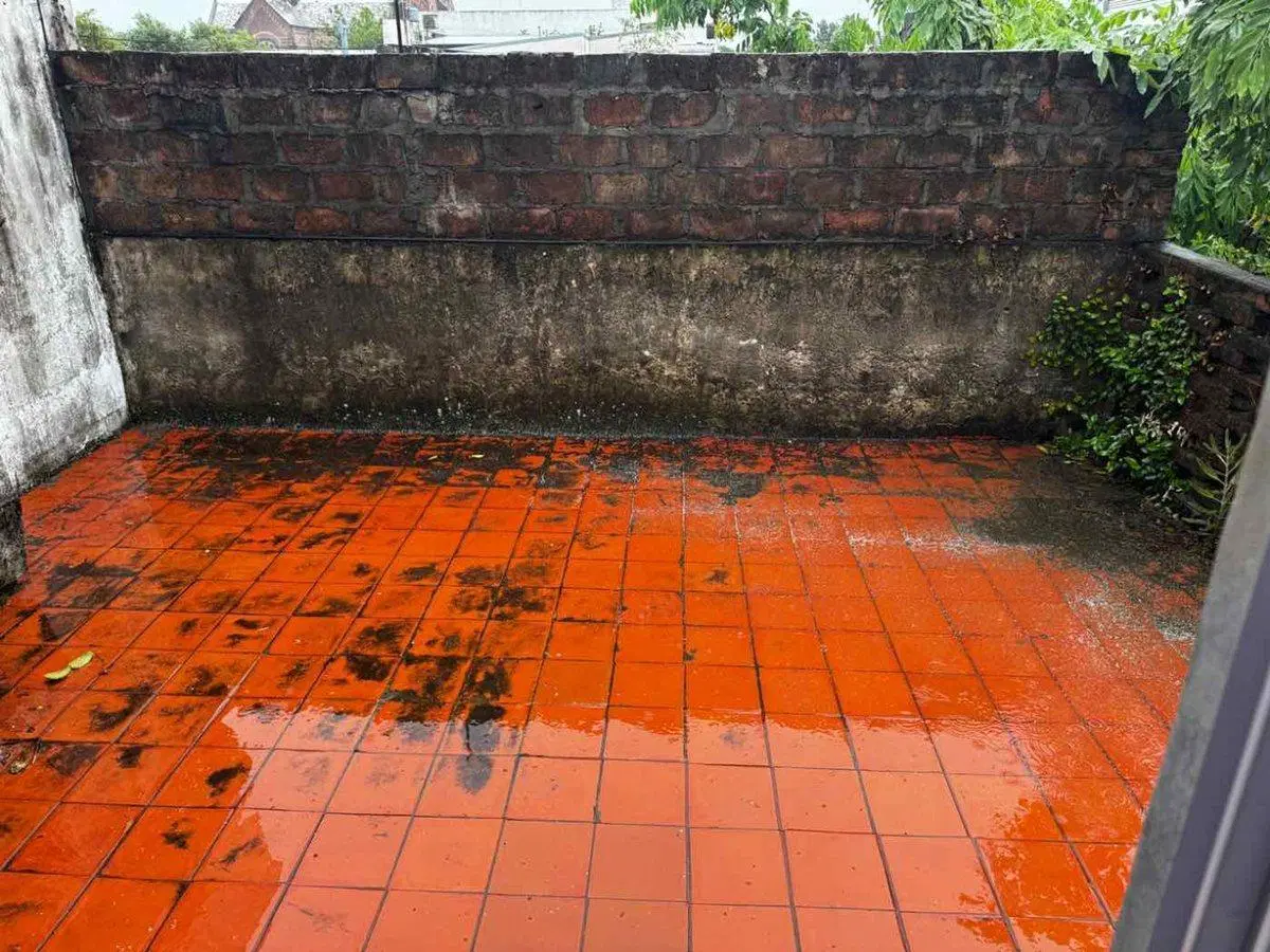 Venta casa tres dormitorios zona centro 5