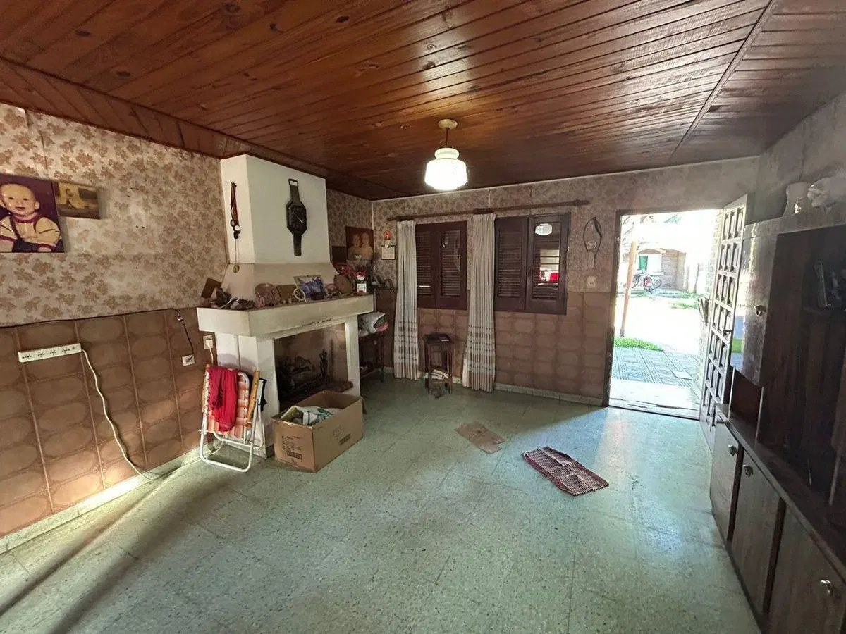 VENTA DE CASA EN BARRIO OESTE 3